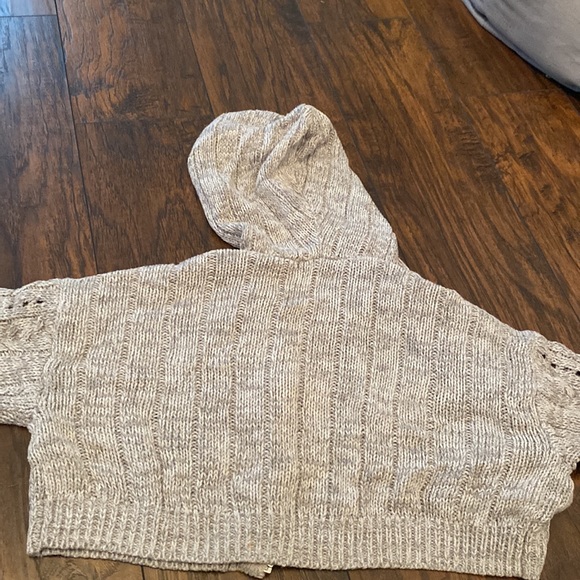 Chunky Cable Knot Grey Aeropostale Zip up cropped Sweater - Picture 3 of 3